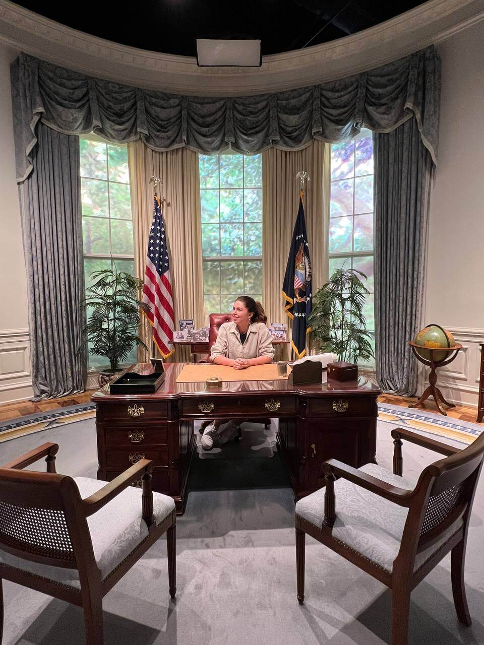 Kseniia at a replica Oval Office